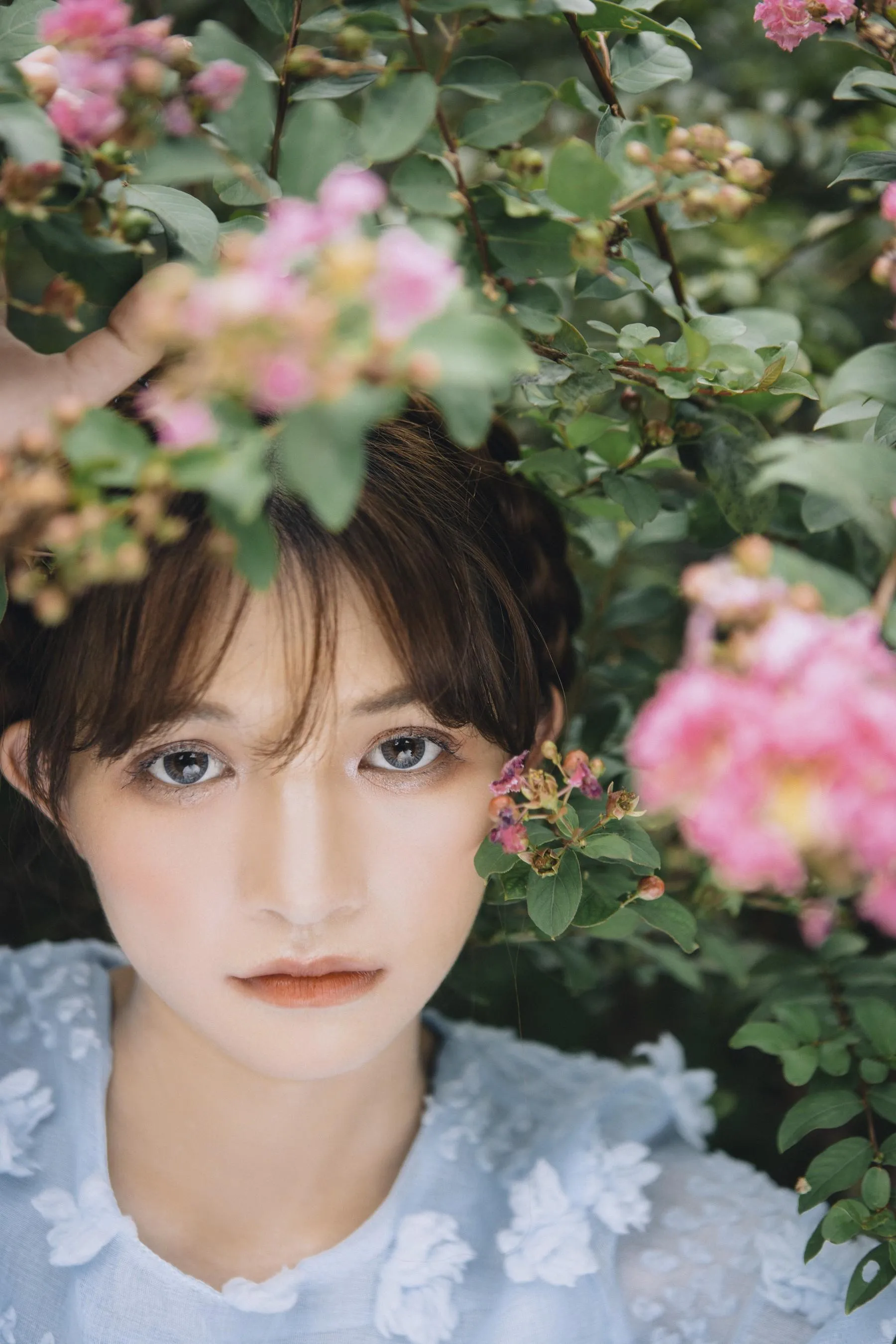 [YITUYU艺图语]2021.08.20 花都开好了 于斯 [28P]插图6